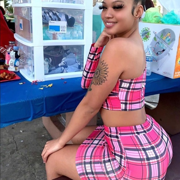 CLUELESS IN 2020 TWO PIECES SET - Picture 6 of 8